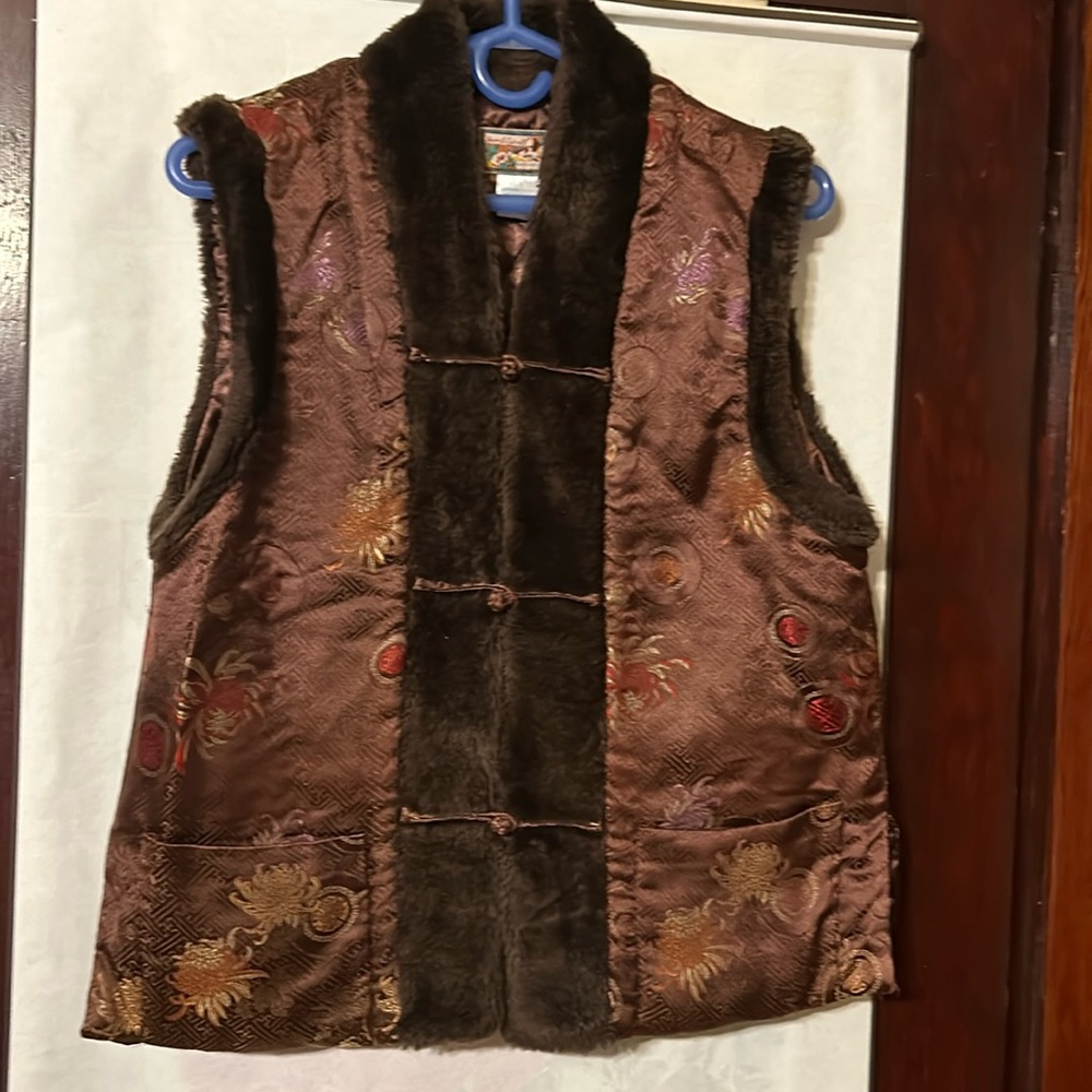VTG April Cornell Oriental Faux Fur Trimmed Asian Frog Knot Quilted Vest Brown S